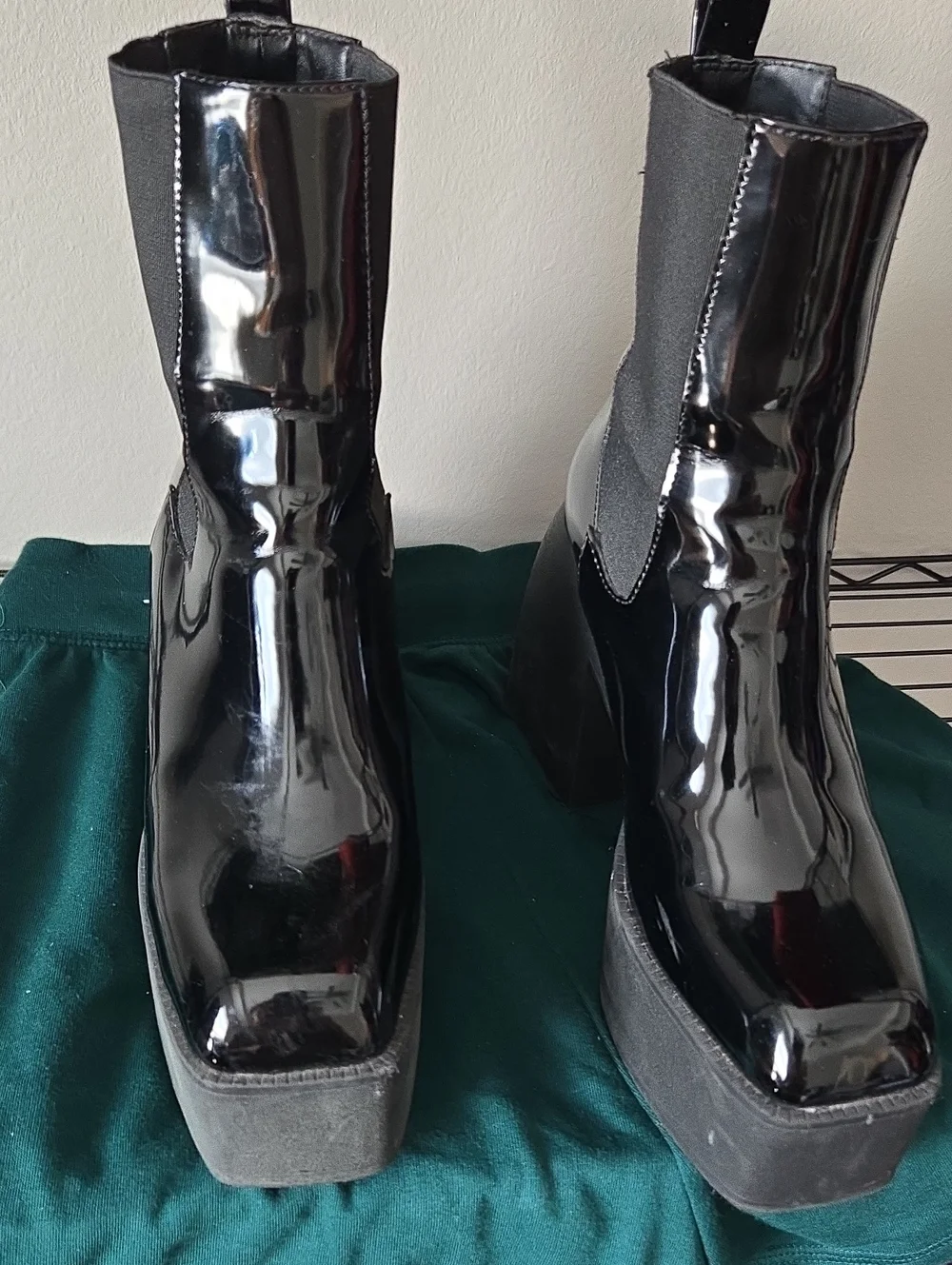 Steve Madden Black Patent Platform Chelsea Boots